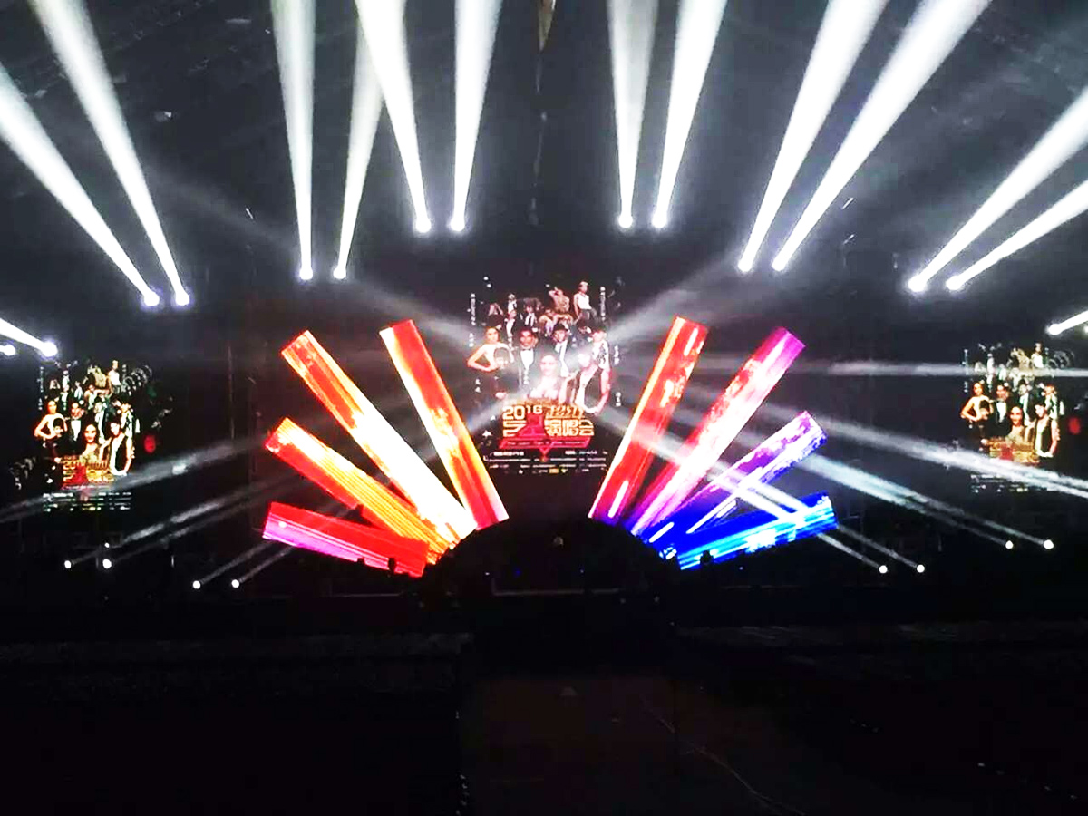 廣州活動(dòng)策劃公司提供的美顏秘笈果感2016亞洲超級(jí)巨星演唱會(huì)案例賞析