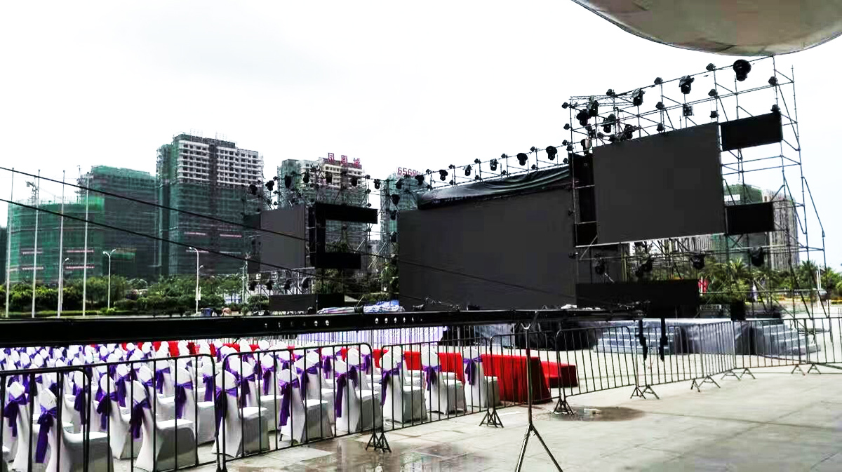 廣州演出活動公司提供的2016年斌紛西海岸鳳凰城音樂節案例賞析1